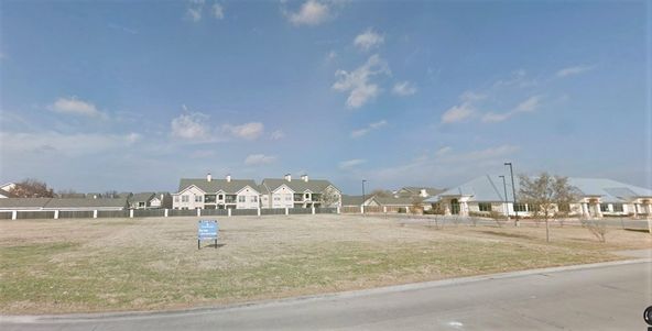 Granbury Office Pad : 1100 Crawford Place, Granbury, TX 76048